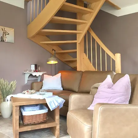 Wiesenstrasse 65 Haus Wilderei * Zingst